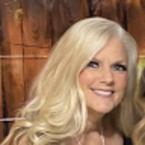 Meet your Posher, Juli